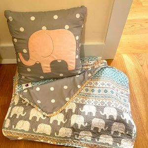 Twin 3 piece quilt set - sham, quilt & decorative pillow